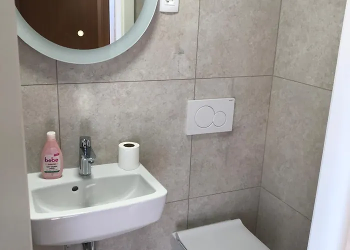 Hisa Seca Sunset بورتوروز